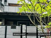 Freehold, Facing Open & Renovated | 2 Storey Taman...