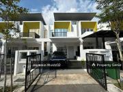 Freehold & Fully Renovated | Double Storey Acacia Bandar...