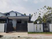 FREEHOLD Guarded with facilities Single Storey SemiD...