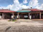 Freehold Single Storey Teres House Facing Open