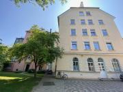 Freie 2 Zi. plus Wohnküche im Denkmalschutz Altbau Nähe...