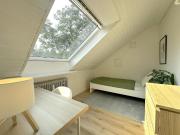 freies stylisches Dachzimmer in grundsanierter 3er WG in...