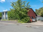 Freisteh. san. EFH+ELW+Halle+Büros, Ortsrandlage, gr....