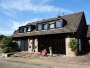 FREISTEHEND EXKLUSIV 1 2 FAM. HS. 3 GARAGEN, 7 ZI./237...