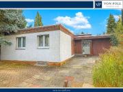 Freistehender Bungalow mit Entwicklungspotenzial...