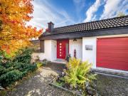 Freistehendes 6.5 Zimmer EFH mit schöner Aussicht