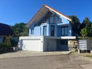 Freistehendes Einfamilienhaus, das sich noch ganz nach...