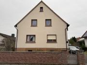 Ein bis Zweifamilienhaus plus zusätzl. Bebauung!? in...