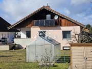 Freistehendes Einfamilienhaus mit Doppelgarage, ca. 170...