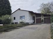 Freistehendes Einfamilienhaus mit Einliegerwohnung