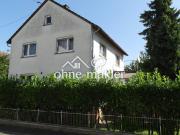 Freistehendes Einfamilienhaus mit Einliegerwohnung auf...