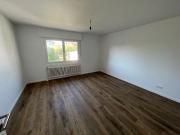 Freistehendes Einfamilienhaus mit Einliegerwohnung in...