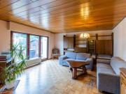 Freistehendes Einfamilienhaus mit Gartenidylle in...
