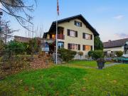 FREISTEHENDES EINFAMILIENHAUS MIT GROSSEM GARTEN