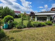 Freistehendes Einfamilienhaus mit großem Garten, Anbau &...