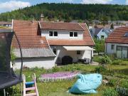 Freistehendes Einfamilienhaus mit großem Garten im... Freistehendes Einfamilienhaus mit großem Garten im...