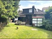 Freistehendes Einfamilienhaus, NEU saniert Bungalow auf...