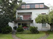 RESERVIERT * Freistehendes gepflegtes Dreiparteienhaus...