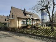 Freistehendes Haus mit Garten & Garage, provisionsfrei