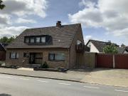 Freistehendes Haus mit viel Platz für 1 bis 2 Familien