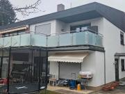 Freistehendes Mehrfamilienhaus