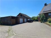 Freistehendes Sackgassen Endlagen Zweifamilienhaus i...