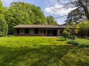 Freistehendes und großzügiges Einfamilienhaus mit...