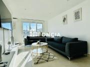 Frejus, a pied du bord de mer et des plages, appartement...