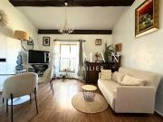 Fréjus Centre Ville Grand Studio avec Mezzanine et...