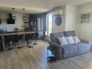 Frejus plage 3 pieces traversant 63 m2 + cave parking...