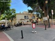 Frente a la Iglesia en El Hondón de los Frailes