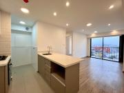 Frente al Humbolt, Ovalo Higuereta, Vista externa con Balcón