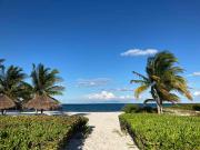 FRENTE AL MAR EN COSTA MUJERES > LOTE MASTER PLAN LA...