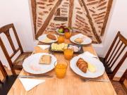 Fresco apartamento de 1 quarto para alugar na Lapa, Lisboa