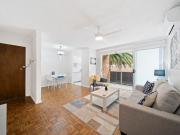 Fresh, bright and ideally positioned for lifestyle and...