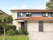 Fresh & Contemporary Townhouse in Sought After Complex