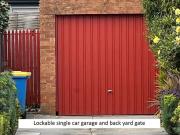 Fresh, private and spacious unit close to tram and train