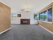 Freshly Painted 3 x 1 Family home. Your new Christmas Home