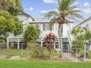 FRESHLY REFURBISHED HIGHSET QUEENSLANDER