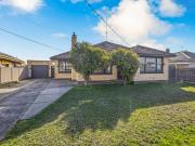 Freshly Renovated & Conveniently Located