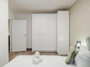 Freshly Renovated & Move In Ready – Furnished Apartment...