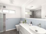 Freshly Renovated Retreat in the Treetops