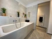 Freshly renovated Rooftop Apartment with big terrace