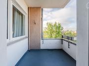 Freshly renovated sunny apartment in a quiet location...