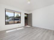 Freshly Renovated Unit Minutes away from Lavington Square