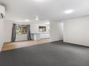 Freshly Updated Family Home with New Kitchen in a Prime...