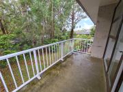 Freshly Updated Unit in Convenient Location