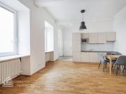 Freundliche 2 Zimmer Wohnung, Nähe Steiner Tor