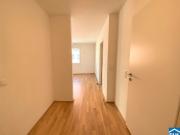 Freundliche 2 Zimmerwohnung mit Loggia in zentraler Lage