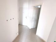 Freundliche Drei Zimmer Wohnung direkt mit sehr guter...